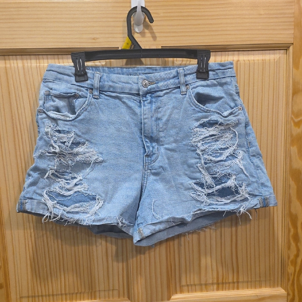 American Eagle Curvy Mom Short 14